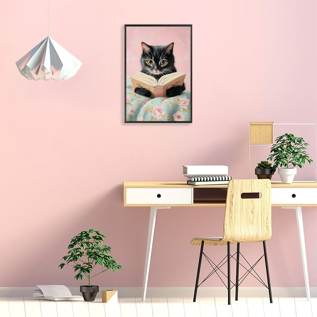Vintage Cute Cat Canvas Wall Art Funny Cat Covered With Quilt Reading A Book Poster Trendy Cat Lovers Animal Aesthetic Prints Painting For Girls Room Bedroom Dorm Wall Decor 24x36in Framed