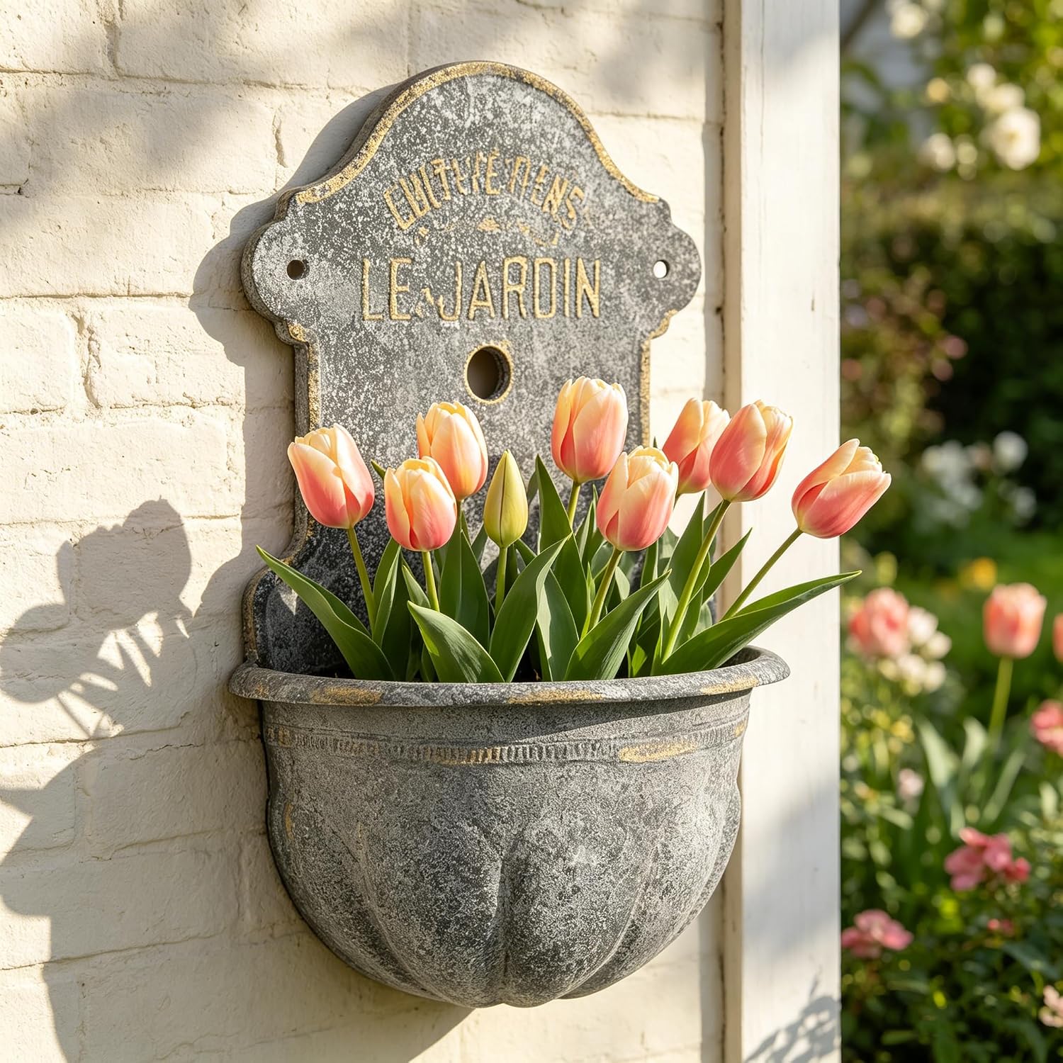 Large French Country Wall Planter, 27.95' H x 18.11' W Vintage Metal Le Jardin Wall Mounted Flower Pot, Rustic Farmhouse Vertical Garden Planter for Indoor Outdoor Patio, Living Room, Balcony Decor